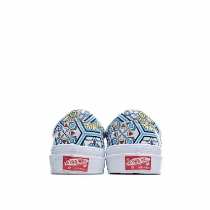 Picture of KITH x Vans Vault OG Classic Slip-On LXTrue White