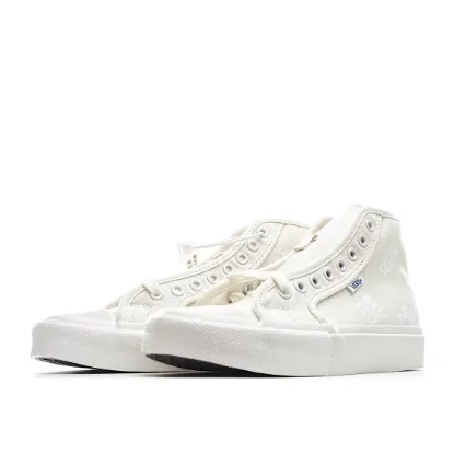 Picture of Vans Vault OG Style 24 Lx White Floral Sneakers