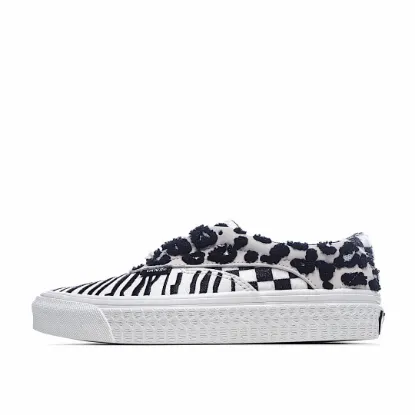 Picture of Vans ACER NI SP Zebra and Leopard Panel Sneakers