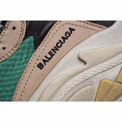 Picture of Balenciaga Triple S dad shoes running shoes