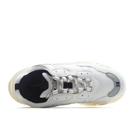 Picture of Balenciaga Triple S dad shoes running shoes