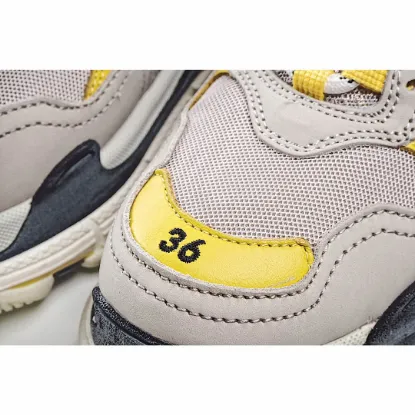 Picture of Balenciaga Triple S dad shoes running shoes