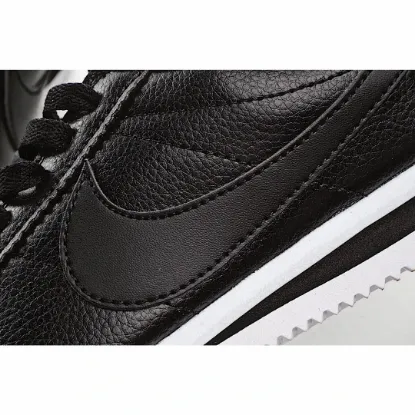 Picture of NIKE CLASSIC CORTEZ LEATHER RUNNING SHOE