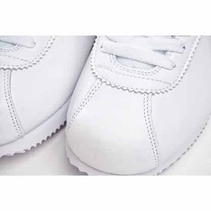 Picture of NIKE CLASSIC CORTEZ LEATHER RUNNING SHOE