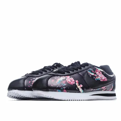 Picture of NIKE CLASSIC CORTEZ LEATHER RUNNING SHOE