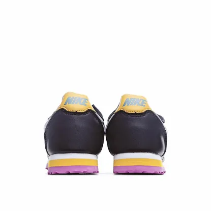 Picture of NIKE CLASSIC CORTEZ LEATHER RUNNING SHOE