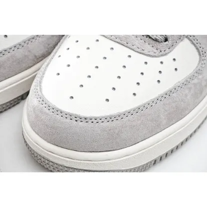 Picture of Nike Air Force 1 Mid-Top Sneakers