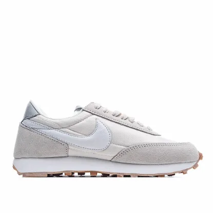 Picture of Nike Wmns Daybreak 'White Gum'