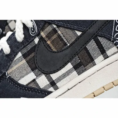 Picture of NIKE TRAVIS SCOTT SB DUNK