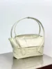 Picture of BV HANDBAG SIZE:33X28 618463