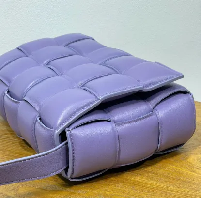 Picture of BV PADDED CASSETTE PILLOW BAG SIZE:26X18CM 70094