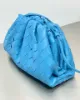 Picture of BV POUCH WOVEN CLOUD BAG SIZE:22X13CM 7003-2 JKZ