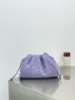 Picture of BV POUCH WOVEN CLOUD BAG SIZE:22X13CM 7003-2 JKZ