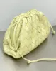 Picture of BV POUCH WOVEN CLOUD BAG SIZE:22X13CM 7003-2 JKZ