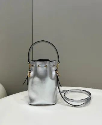 Picture of Mon Tresor Bucket Bag Size: 12*18*10cm