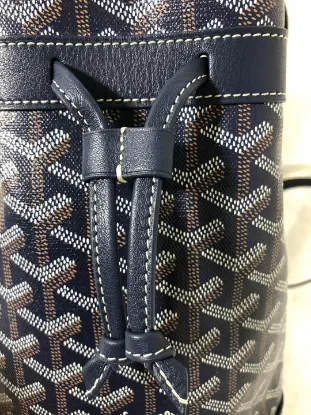 Picture of Goyard Shoulder Bucket Bag Size: 17.5*15*23cm