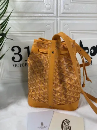 Picture of Goyard Shoulder Bucket Bag Size: 17.5*15*H 23cm