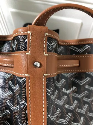 Picture of Goyard Shoulder Bucket Bag Size: 17.5*15*H 23cm