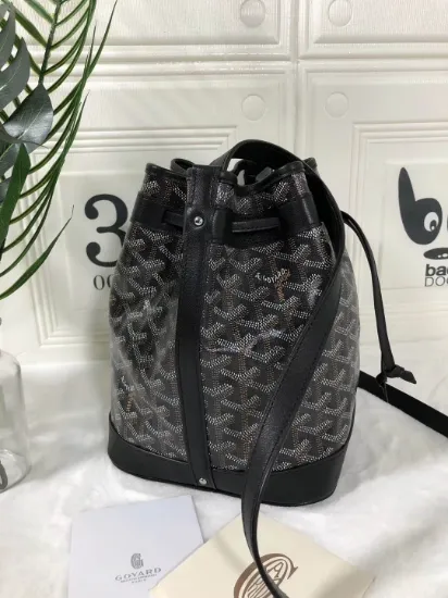 Picture of Goyard Shoulder Bucket Bag Size: 17.5*15*H 23cm