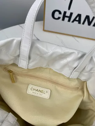 Picture of Chanel