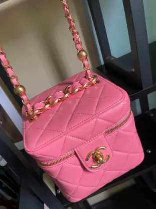 Picture of CHANEL 1268 Size: 16.5*16.5*15