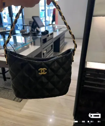 Picture of Chanel 22k new hobo debut