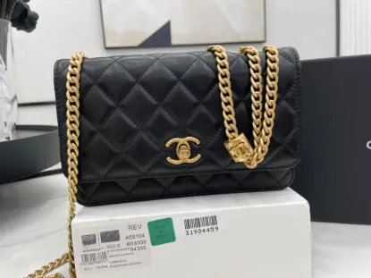 Picture of chanel A68104 Size: 12.3*19.2*3.5cm