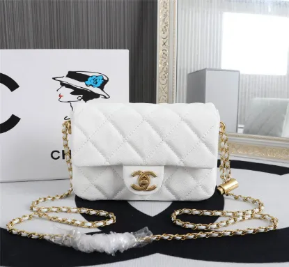 Picture of Chanel Bag Size: 19x13x6cm Style: 8263