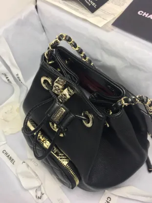 Picture of CHANEL Bucket Bag Model: AS2353 Size 20x19x12 cm