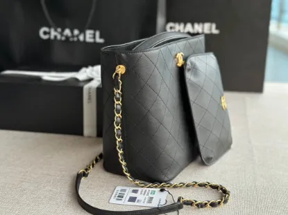 Picture of CHANEL Bucket Bag Model: AS3452: Size: 21 X26 X13 cm Bucket Bag