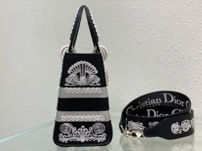 Picture of Lady D-Lite Clutch Size: 24cm