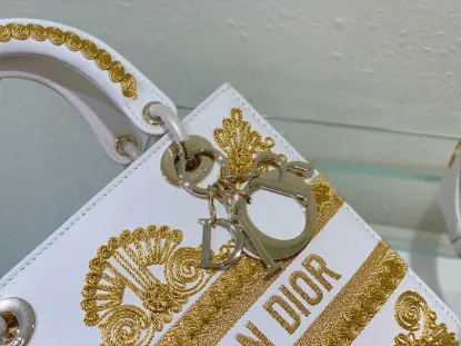 Picture of Lady D-Lite Handbag Size: 24cm