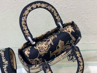 Picture of Lady D-Lite Handbag Size: 24cm