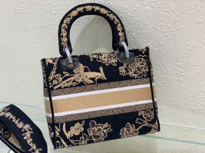 Picture of Lady D-Lite Handbag Size: 24cm