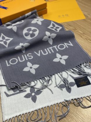 Picture of LV scarf