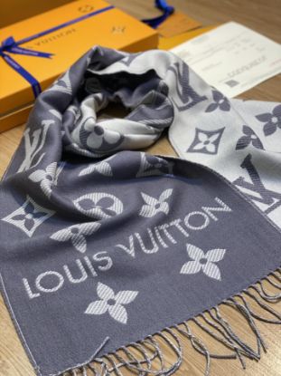 Picture of LV scarf