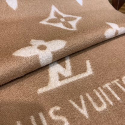 Picture of LV scarf