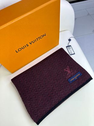 Picture of LV scarf