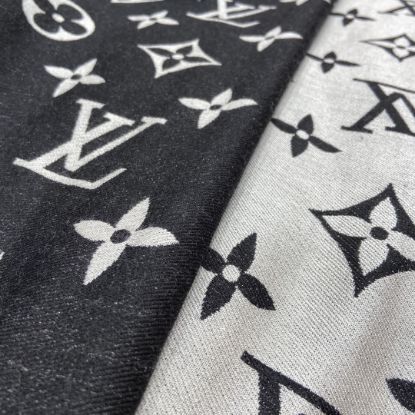 Picture of LV scarf