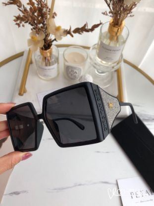 Picture of Dior   Sunglasses