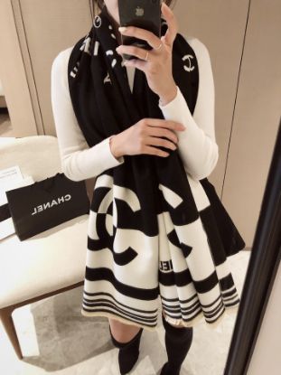 Picture of CHANEL scarf