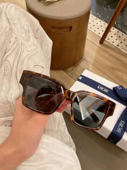 Picture of Dior   Sunglasses