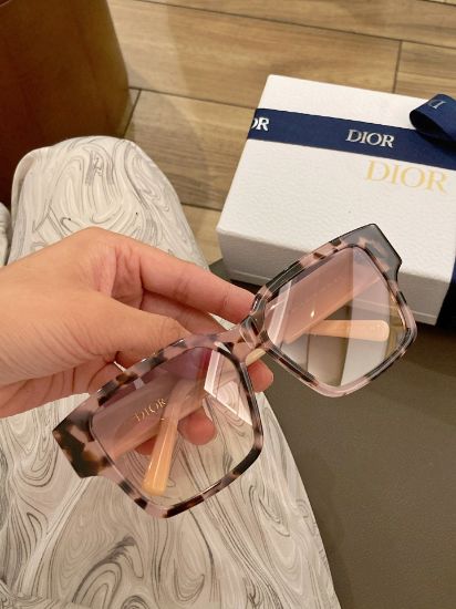 Picture of Dior   Sunglasses