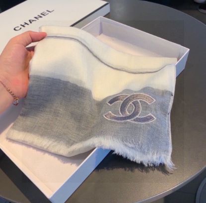 Picture of CHANEL scarf