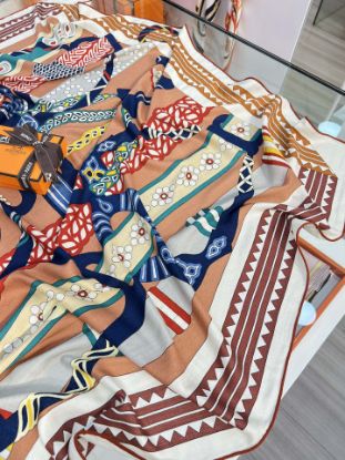 Picture of HERMES scarf